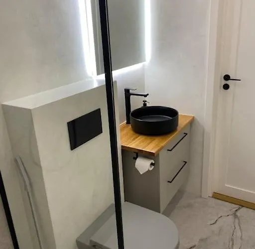 Modern 2-bedroom With Terrace & Free Parking Pärnu